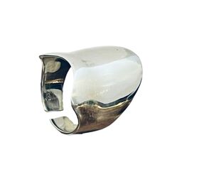 Mikelidis Jewelry